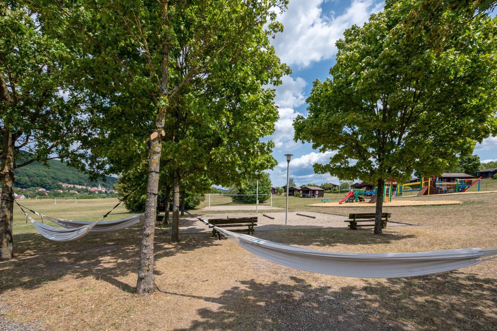 Camping Les Vosges Du Nord Oberbronn ภายนอก รูปภาพ