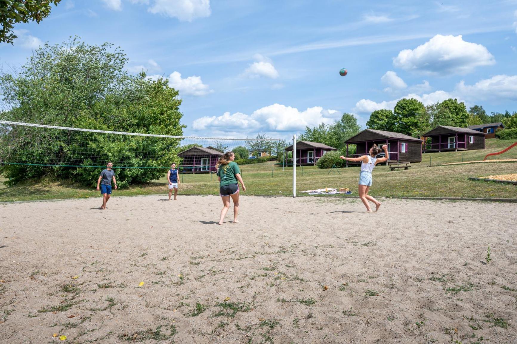 Camping Les Vosges Du Nord Oberbronn ภายนอก รูปภาพ